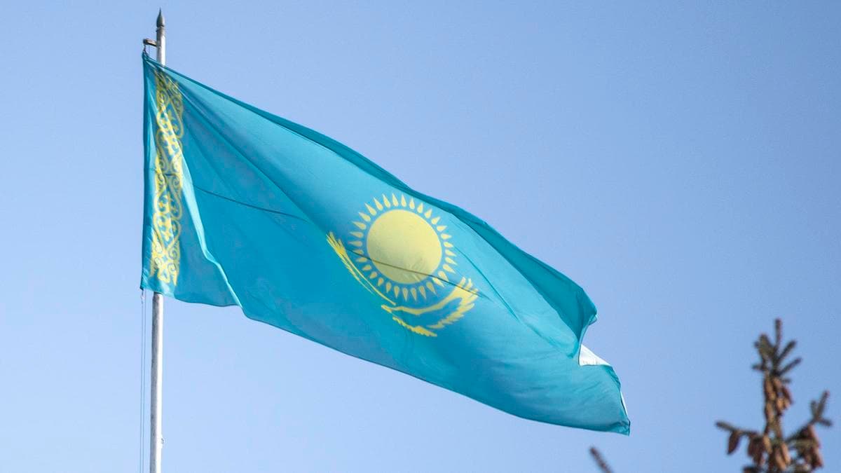 Ұлт мақтанышы: Қазақ халқы Конституциялық реформаны қолдайды