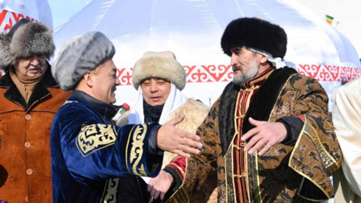 Қазақтың ұмыт болған туыстық атаулары: дегеншардан көкейге дейін